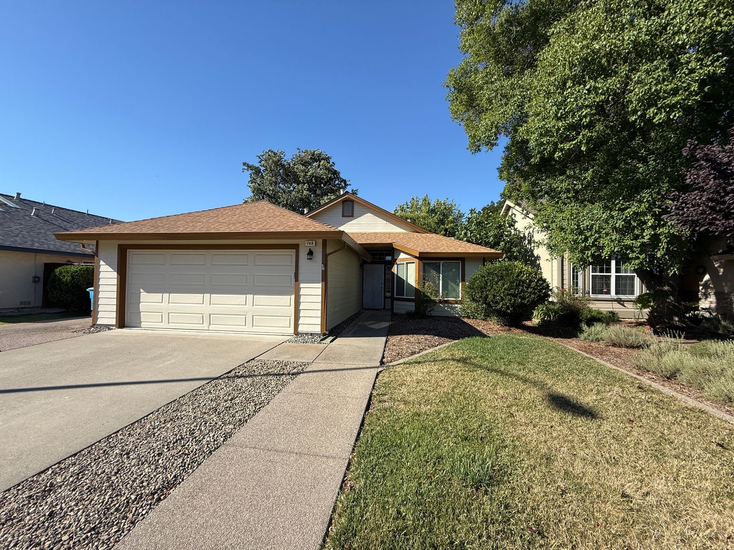 Single Family Home – photo 1