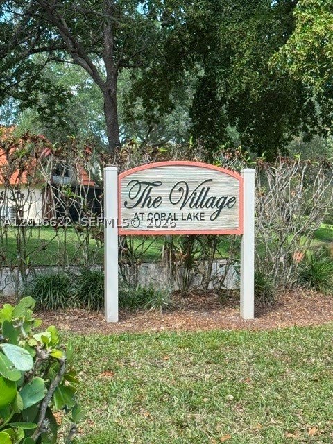 8172 S Coral Circle – photo 1
