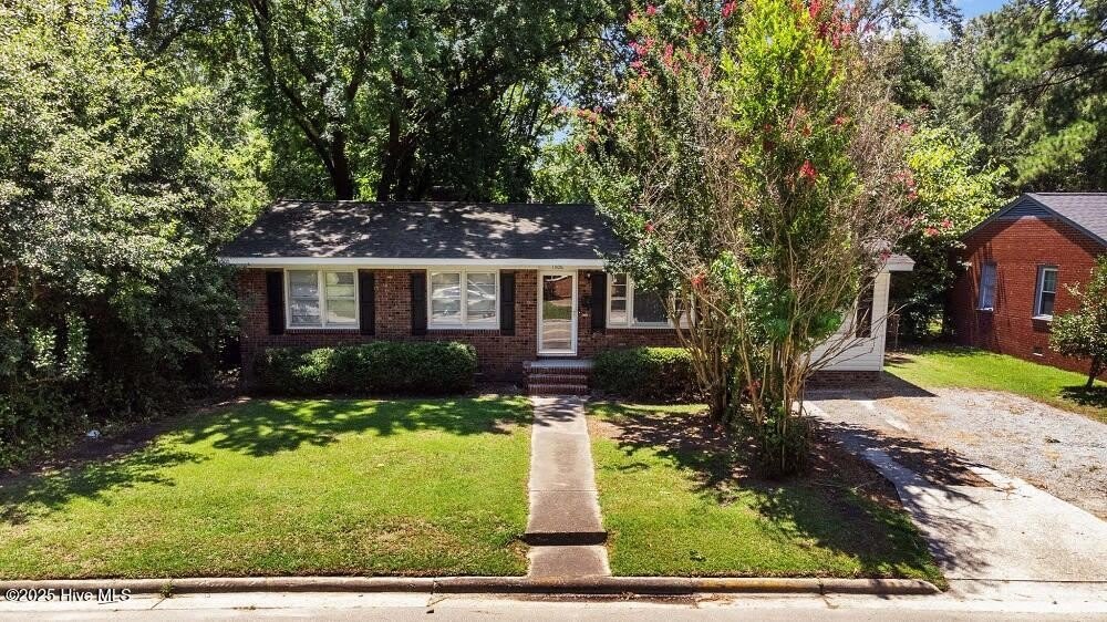 1306 E 1st Street – photo 1