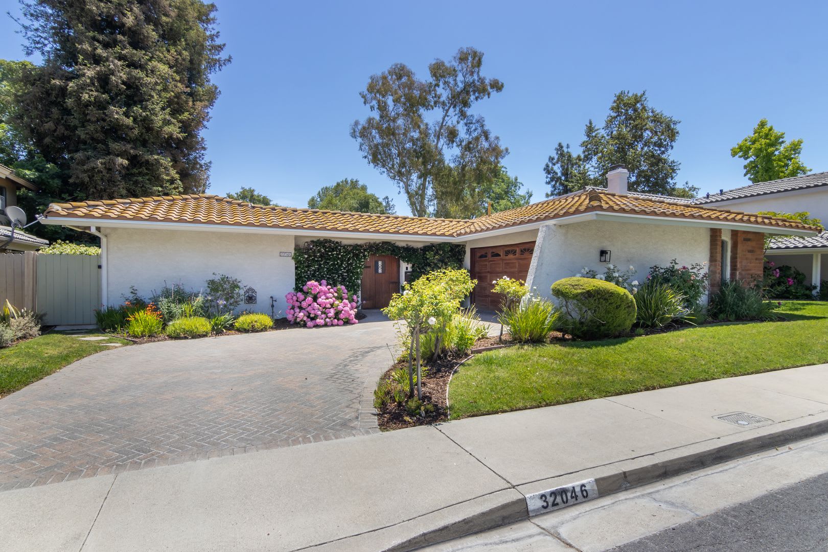 Beautiful First Neighborhood home! – photo 1 of 29