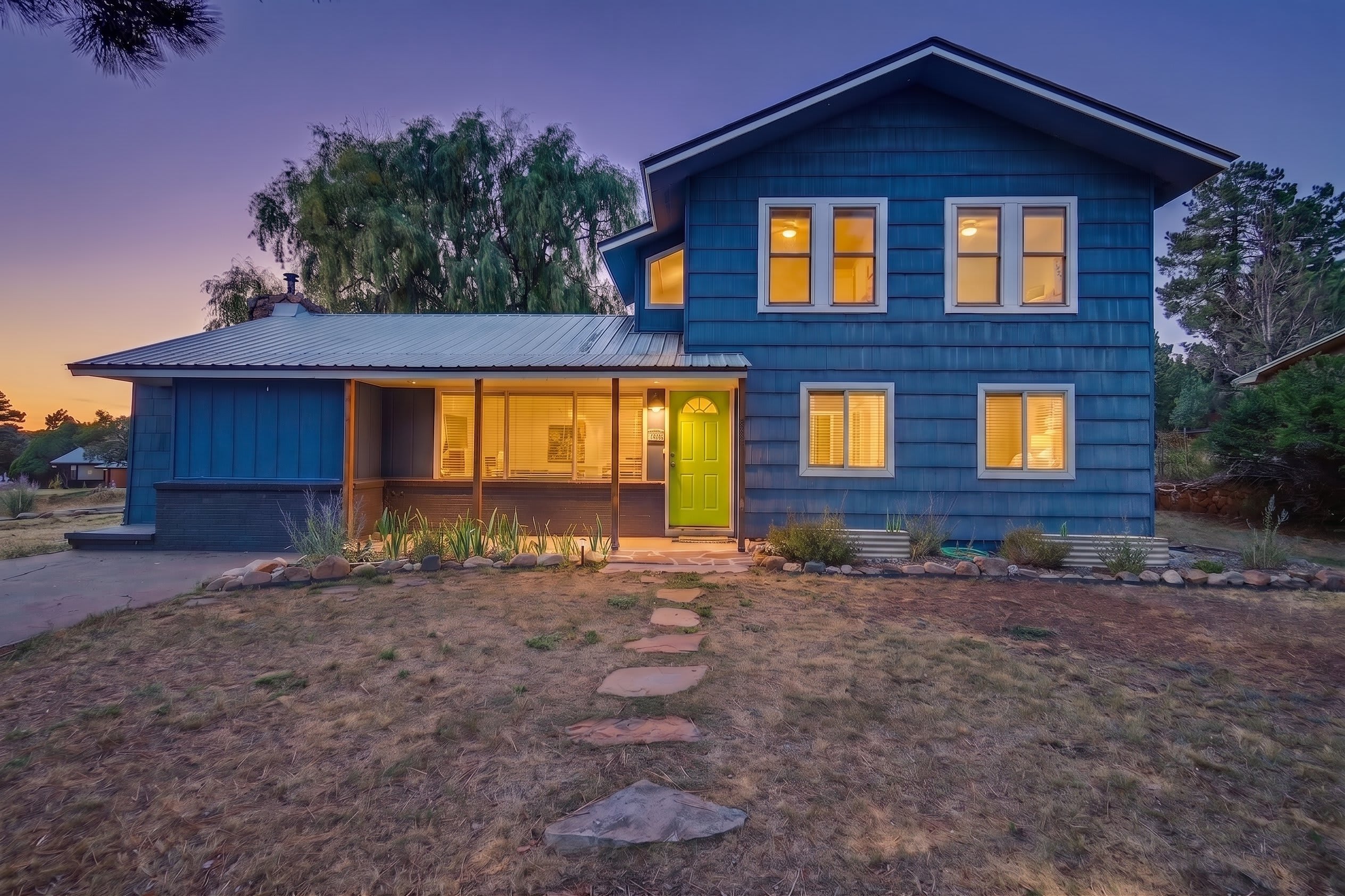 305 Mesa Drive – photo 1 of 37
