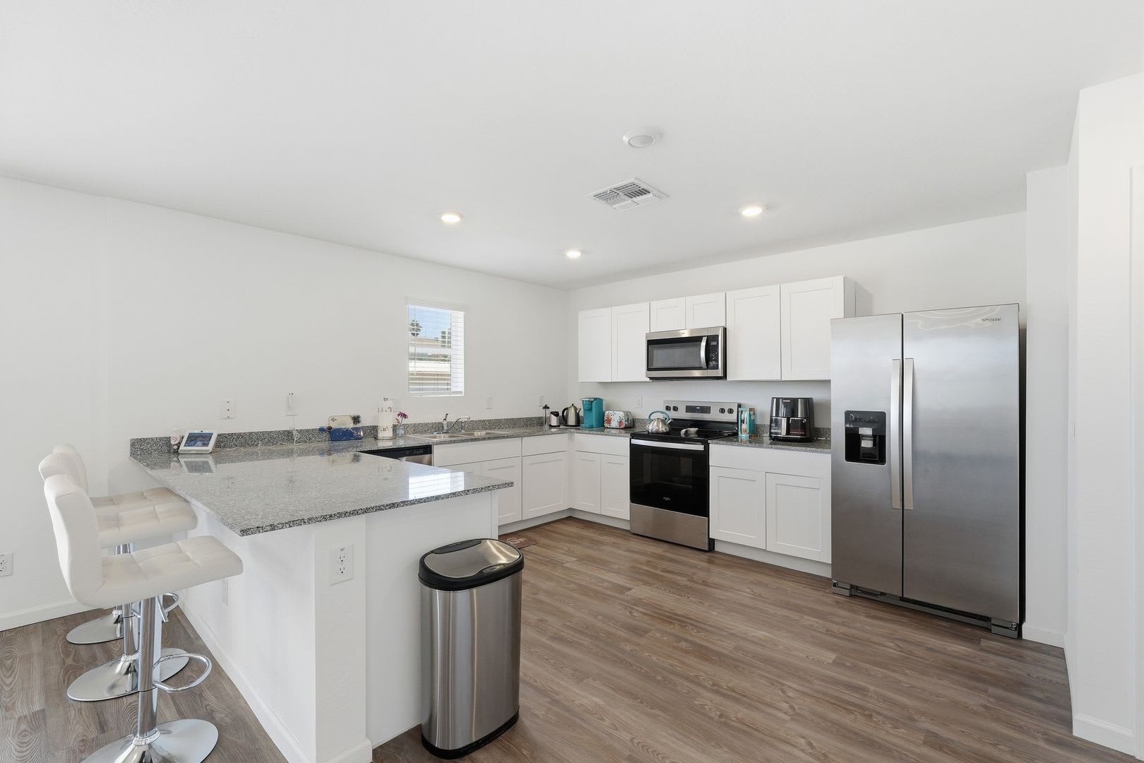 Nice 3 bedroom 2 bath home! – photo 1 of 36