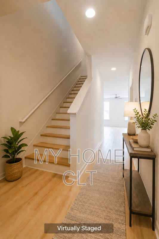 2719 Capitol Dr – photo 1
