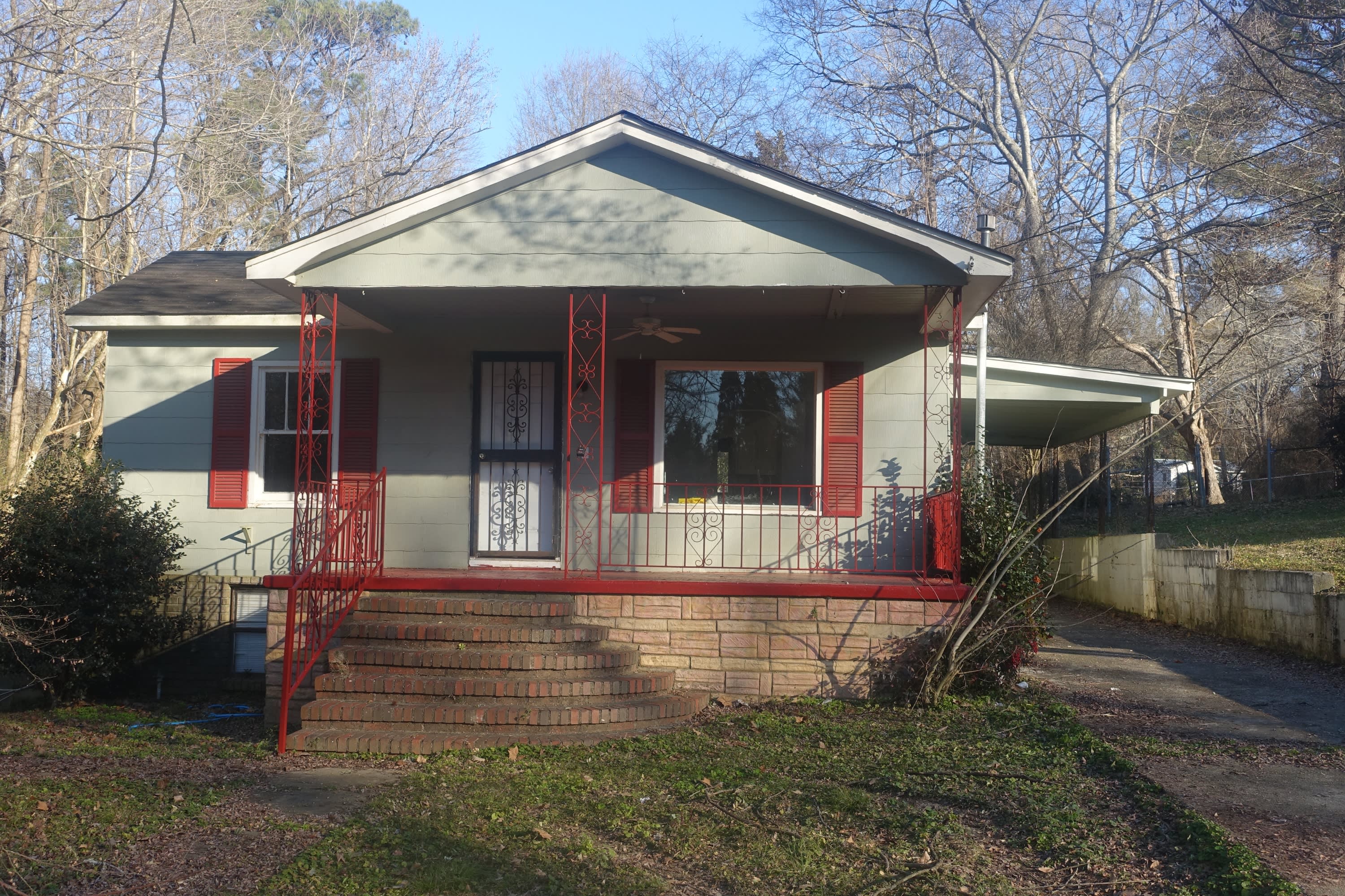 716 Robin Road Birmingham, AL 35214 – photo 1 of 12