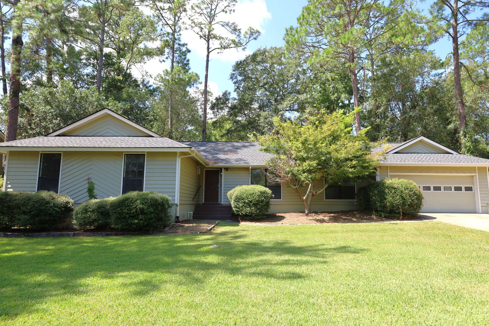 2208 Northwood Circle – photo 1