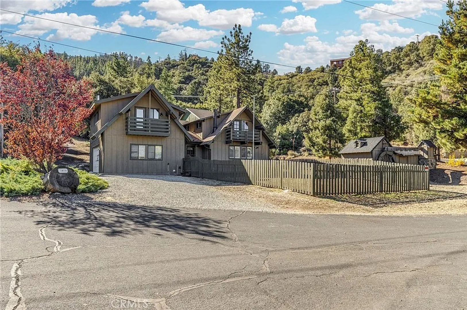 Charming 4BR Home with Mountain Views – photo 1 of 33