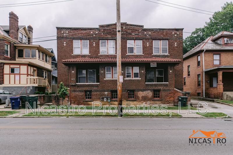2072 Indianola Avenue – photo 1
