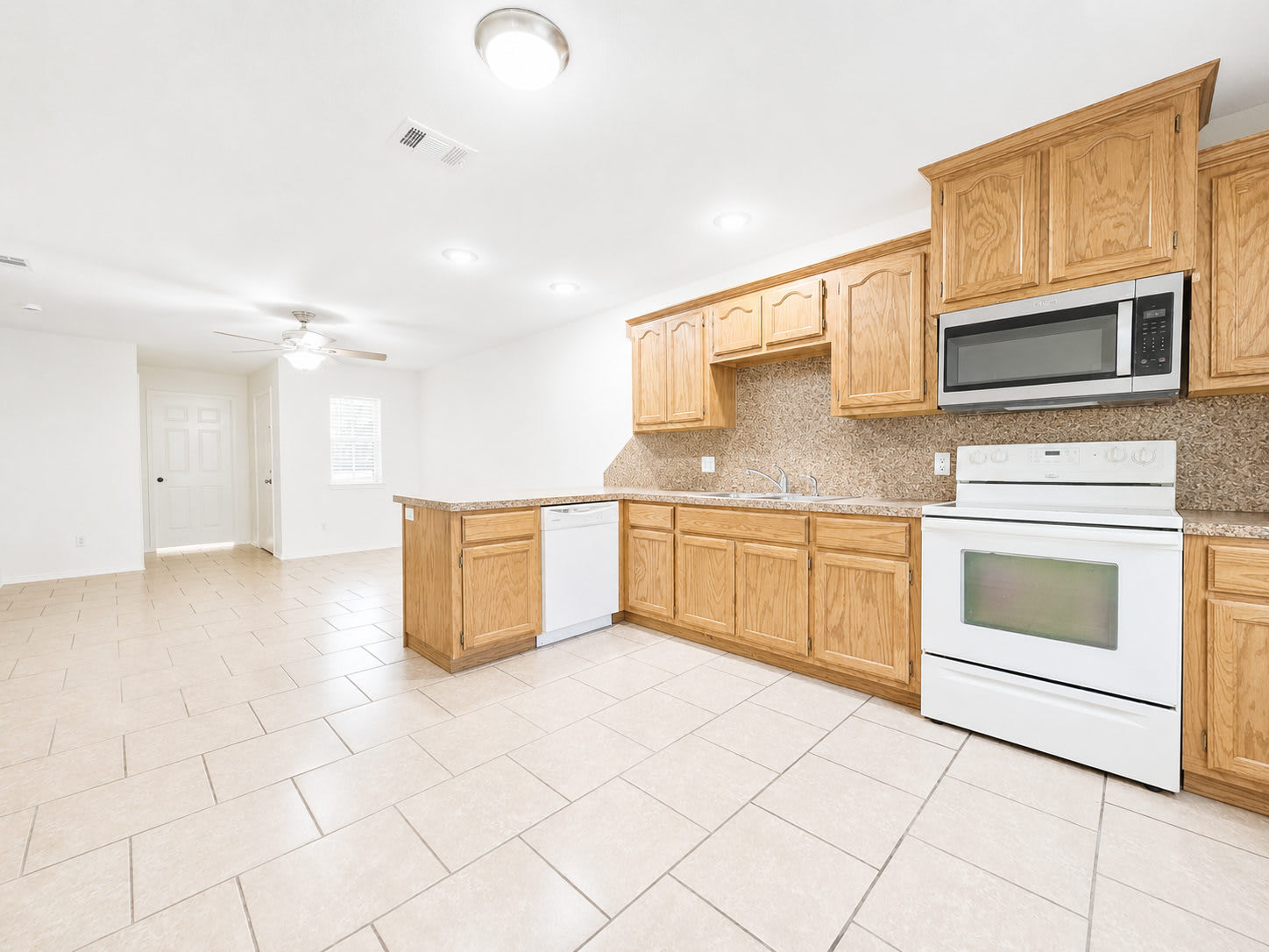 1523 Oasis Drive – photo 1 of 12
