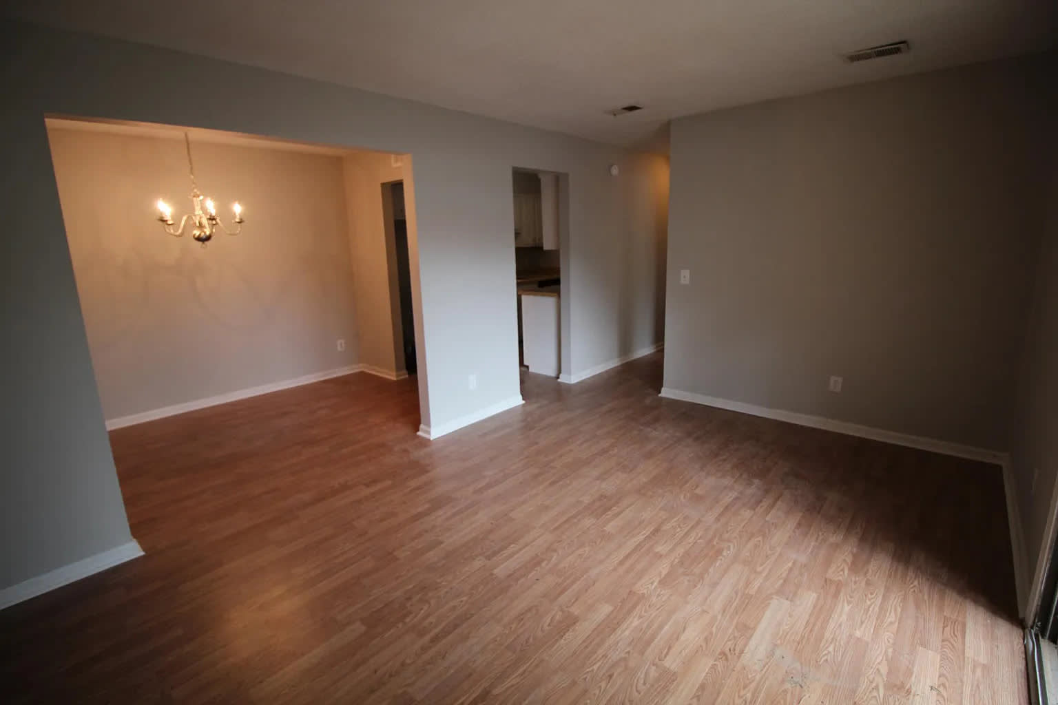 107 Thornwell Ct Apt B – photo 1 of 7