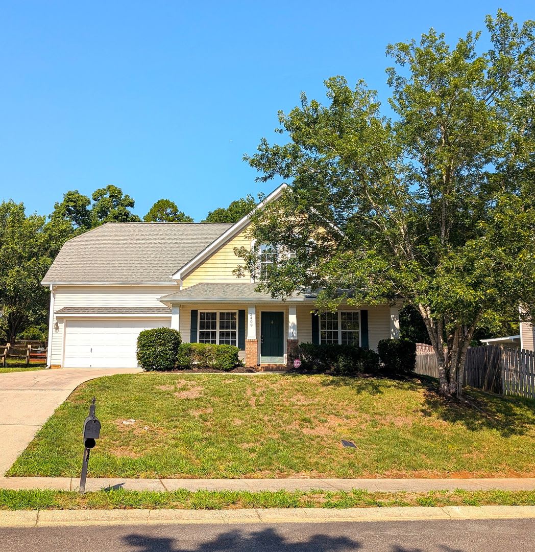 Waxhaw! 6 Bedroom Home! Master Bedroom's Up and Down! – photo 1 of 19