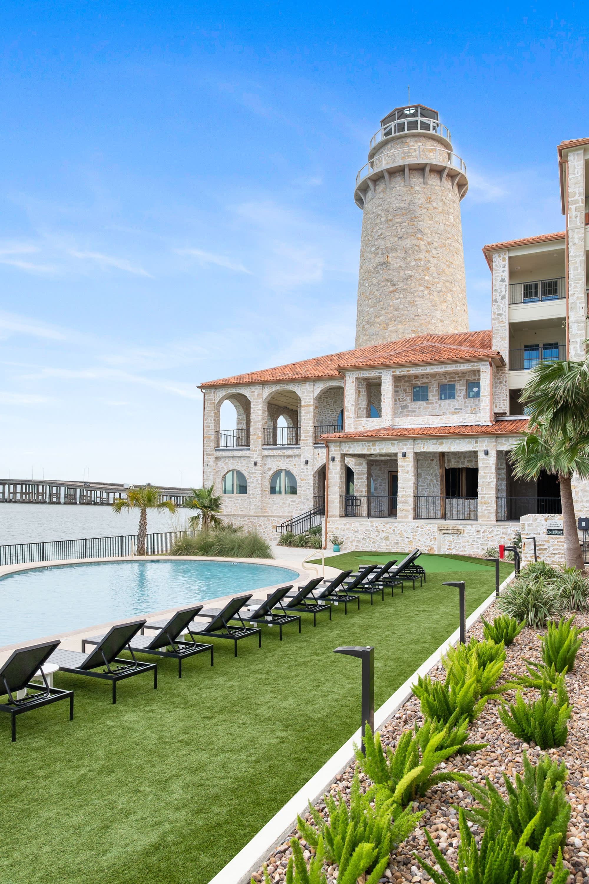 Lighthouse Pointe – photo 1