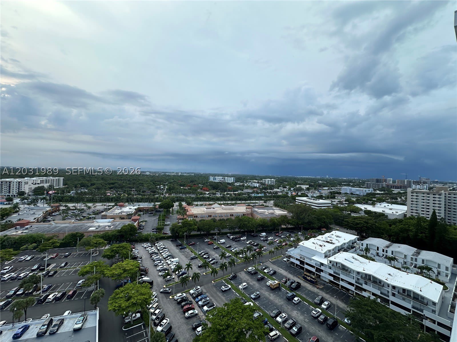18051 Biscayne Blvd – photo 1