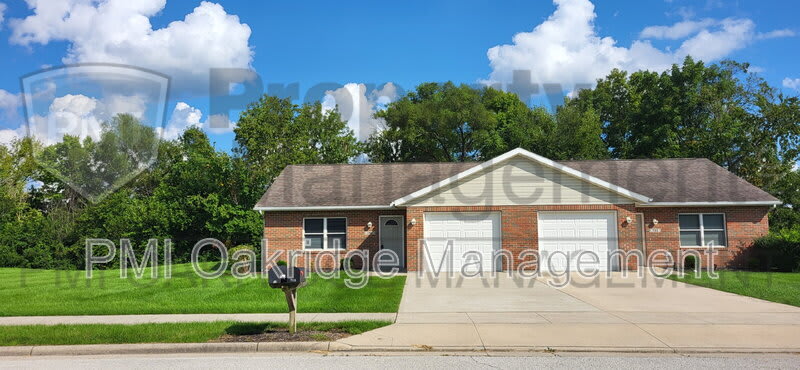 740 Meadow Glen Ave – photo 1 of 21