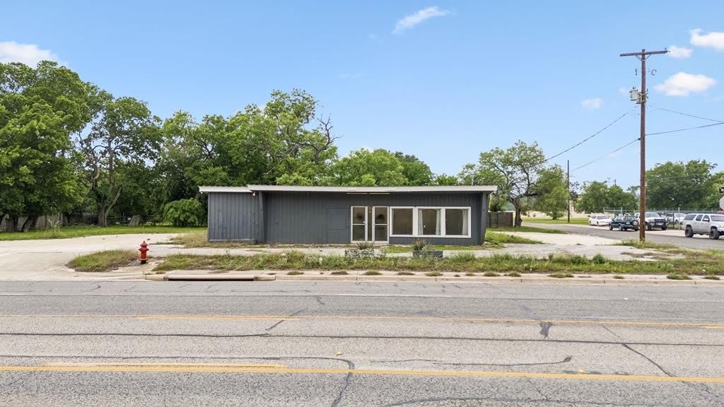 1407 Broadway – photo 1