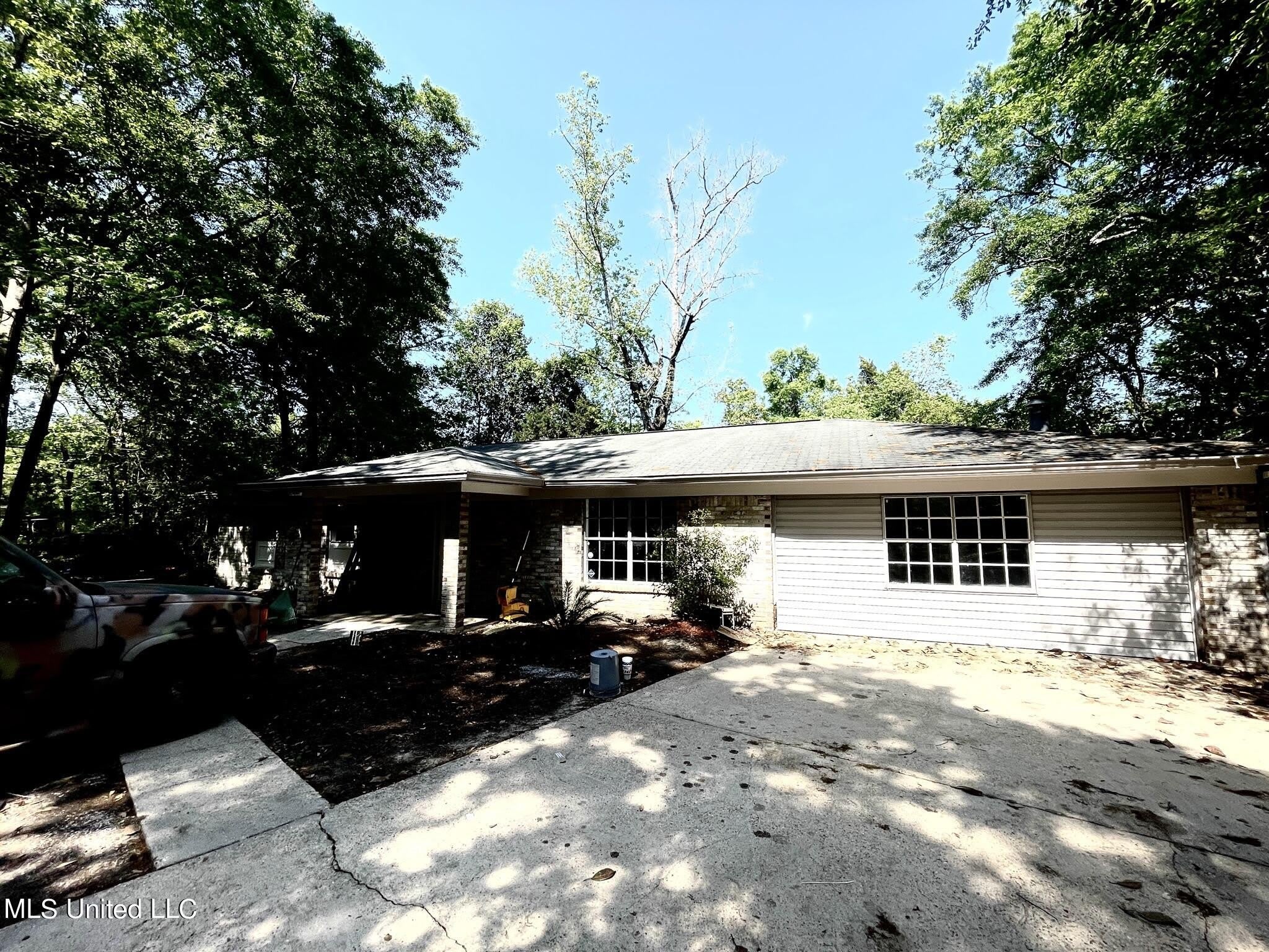 7402 Joy Drive – photo 1 of 18