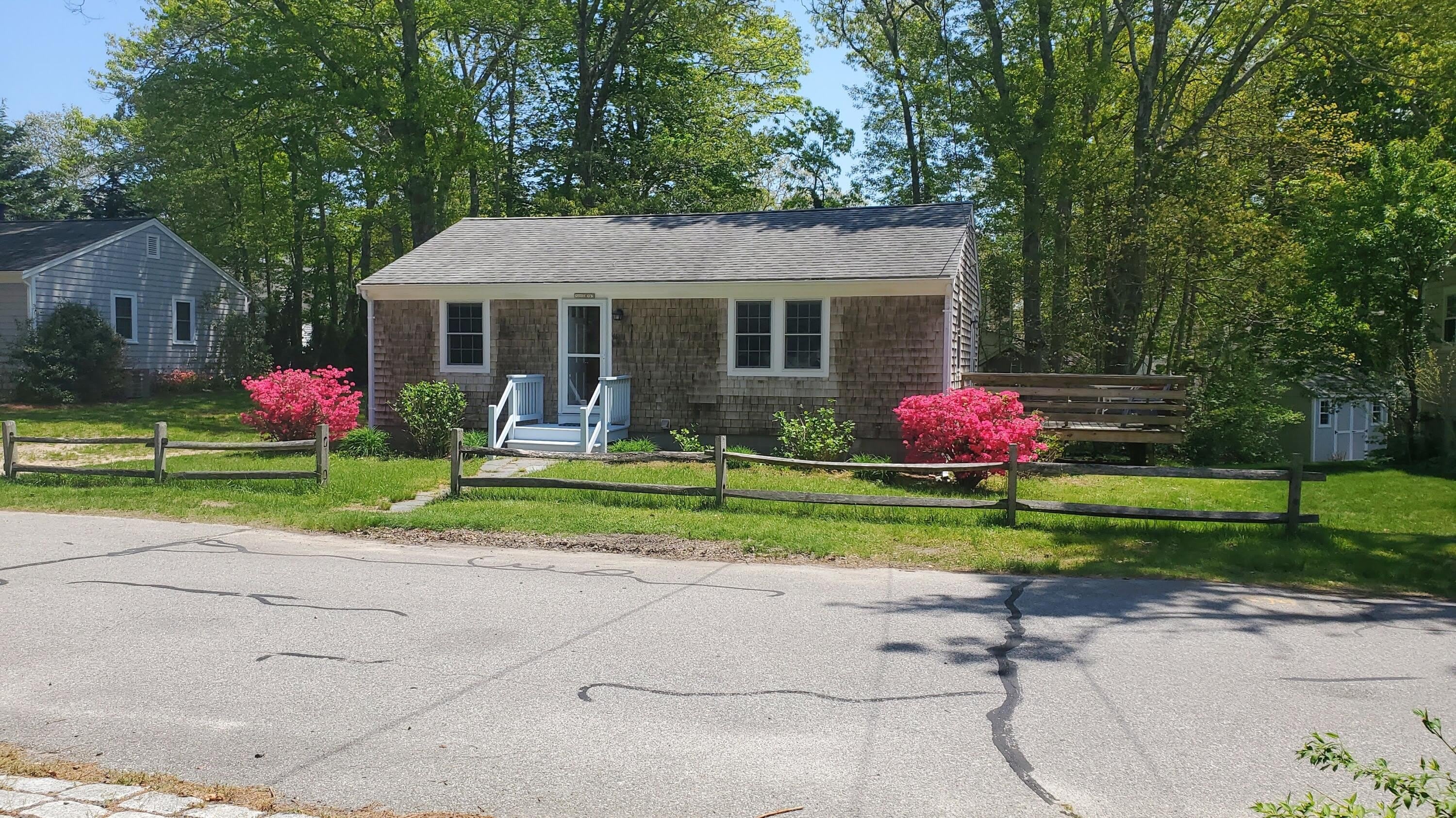 66 Uncle Edwards Road – photo 1 of 18
