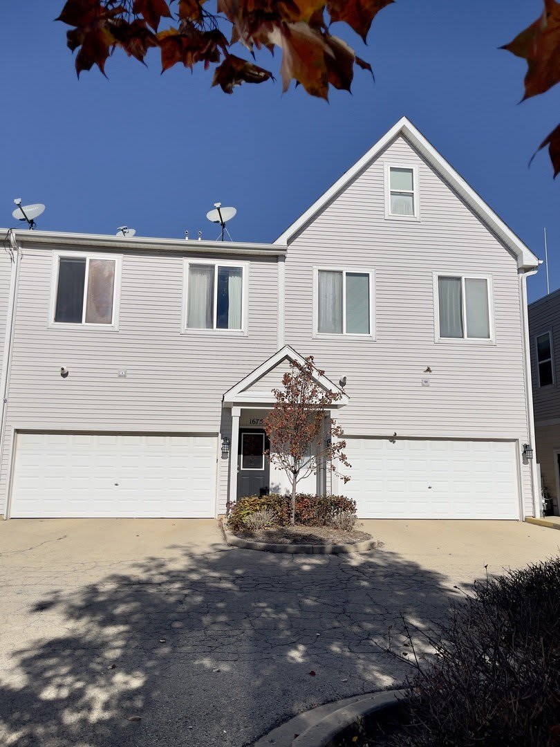 1675 Town Center Street – photo 1
