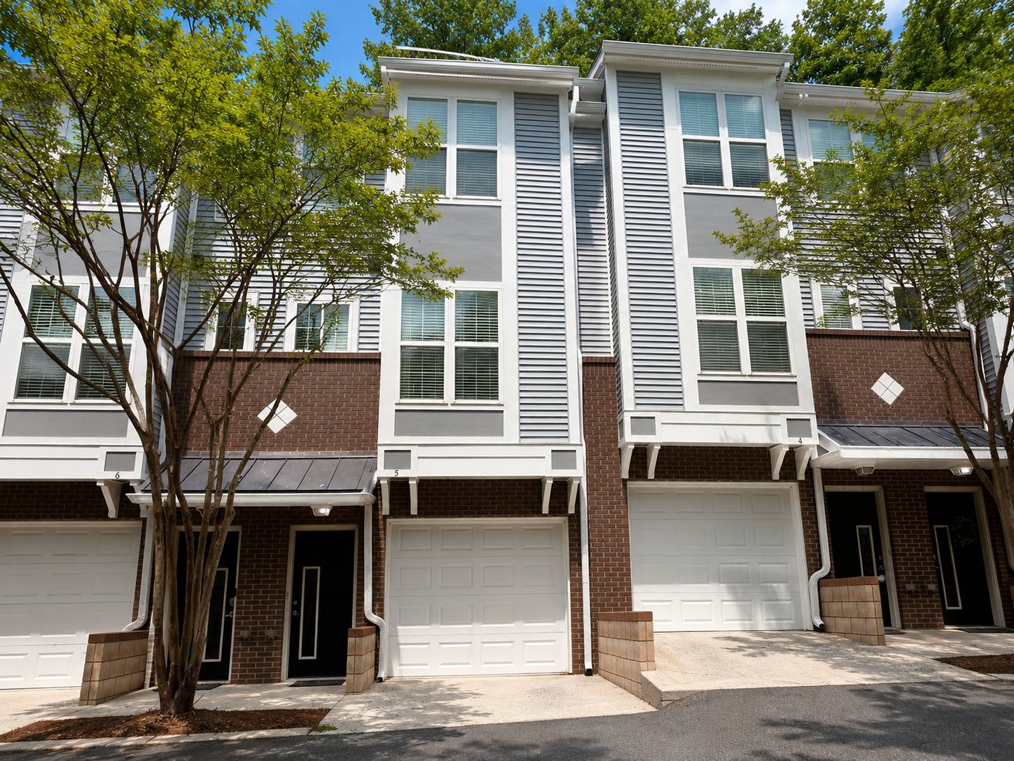2504 Cranbrook Ln Apt 5 – photo 1