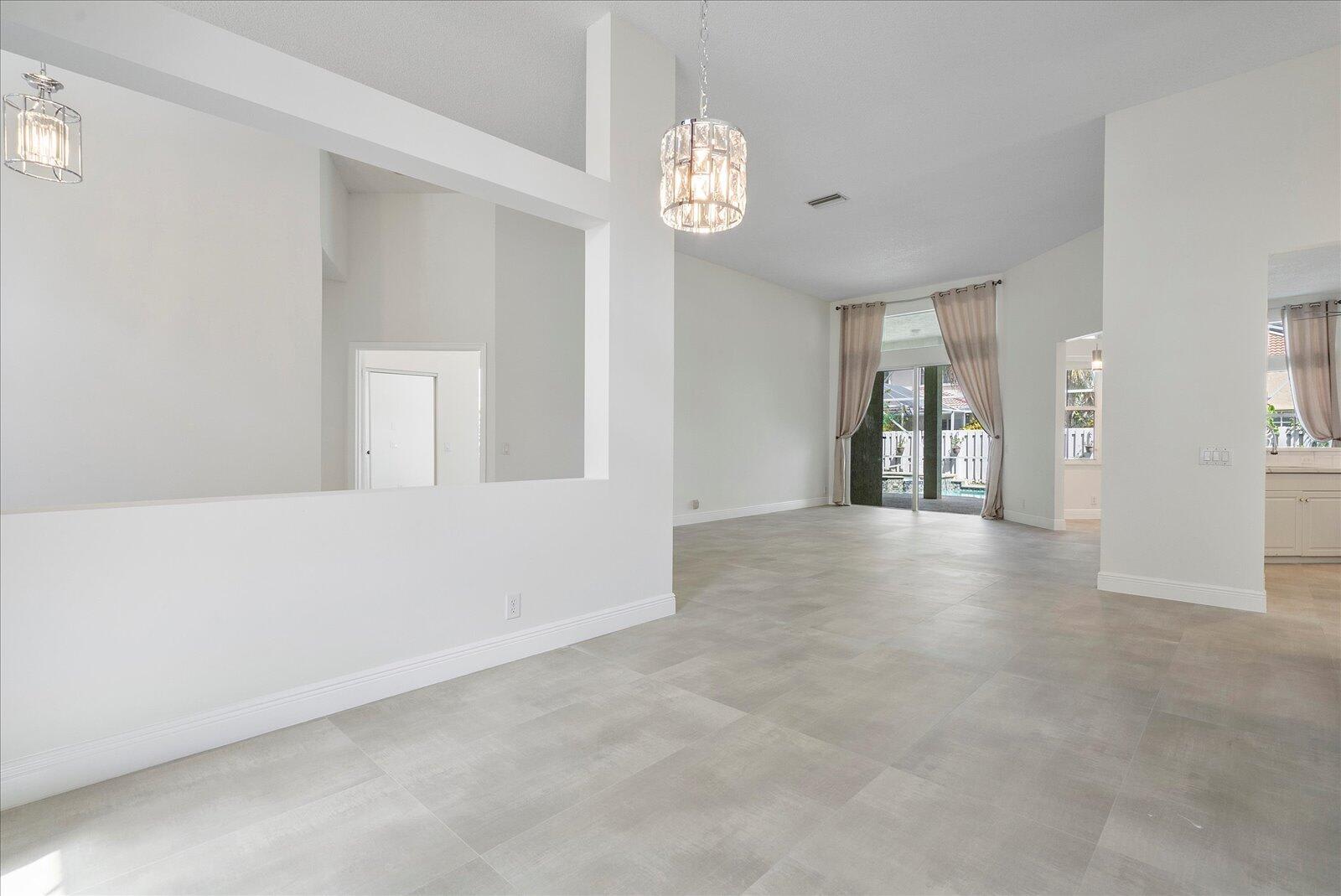 970 Greenwood Road – photo 1