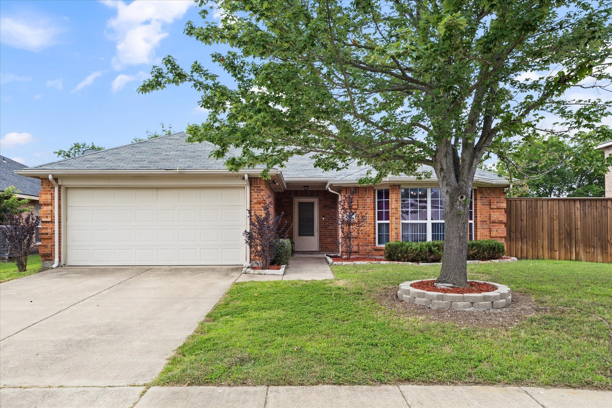 2701 Redwood Street – photo 1 of 29