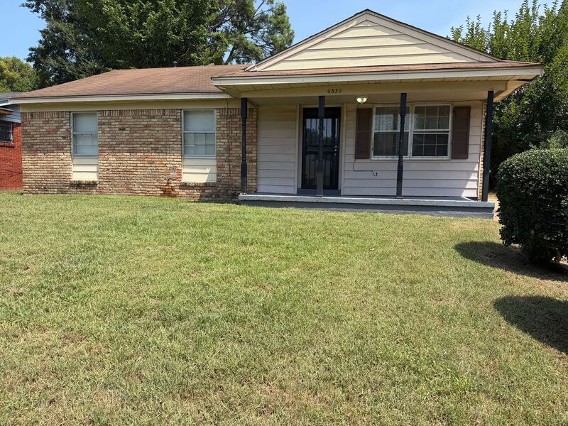 4372 Deerland St – photo 1
