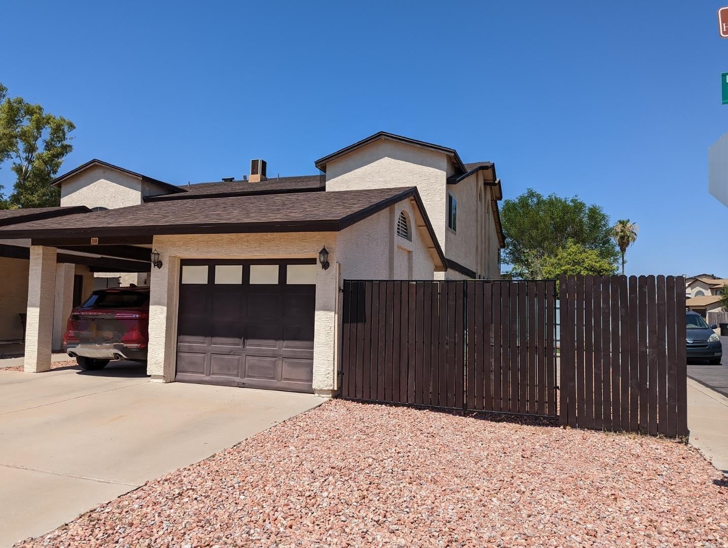 306 E Ludlow Drive – photo 1