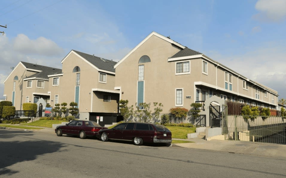 Larch Townhomes