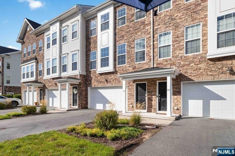 28 Colgate Drive – photo 1