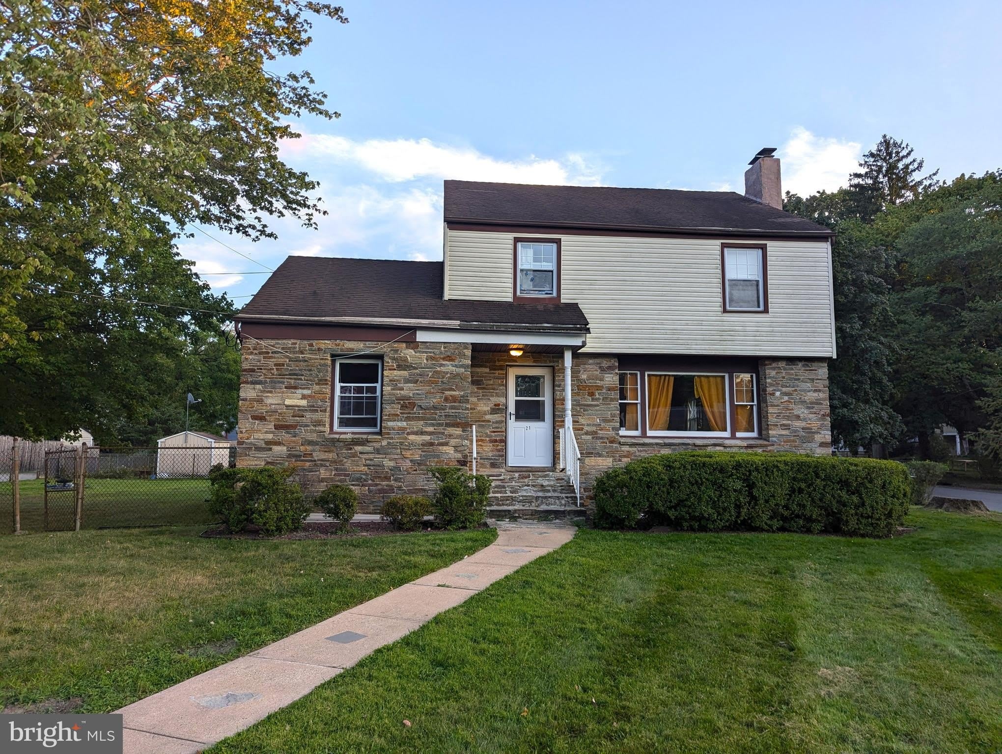 21 STEINWAY Avenue – photo 1