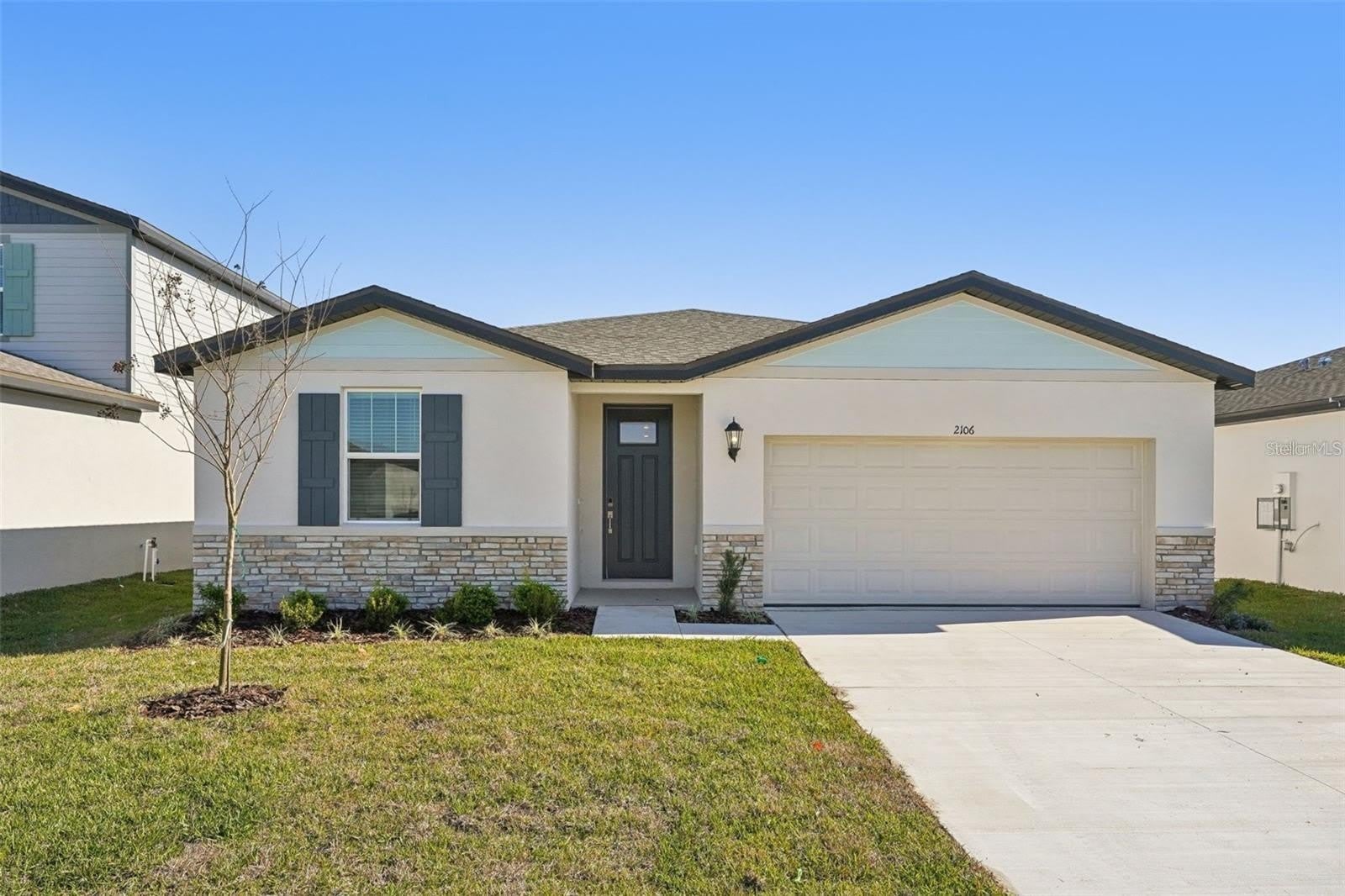 2106 ROSEWOOD Drive – photo 1