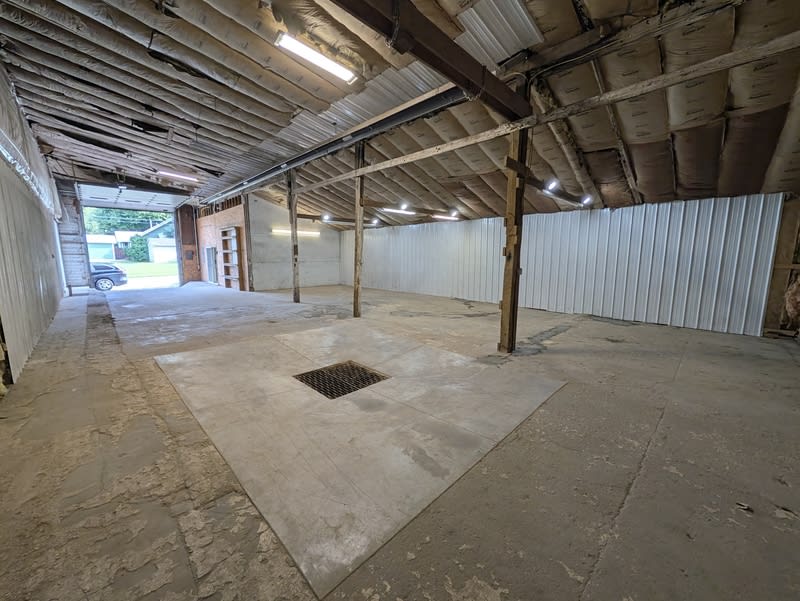 316 6th Avenue East – photo 1 of 13