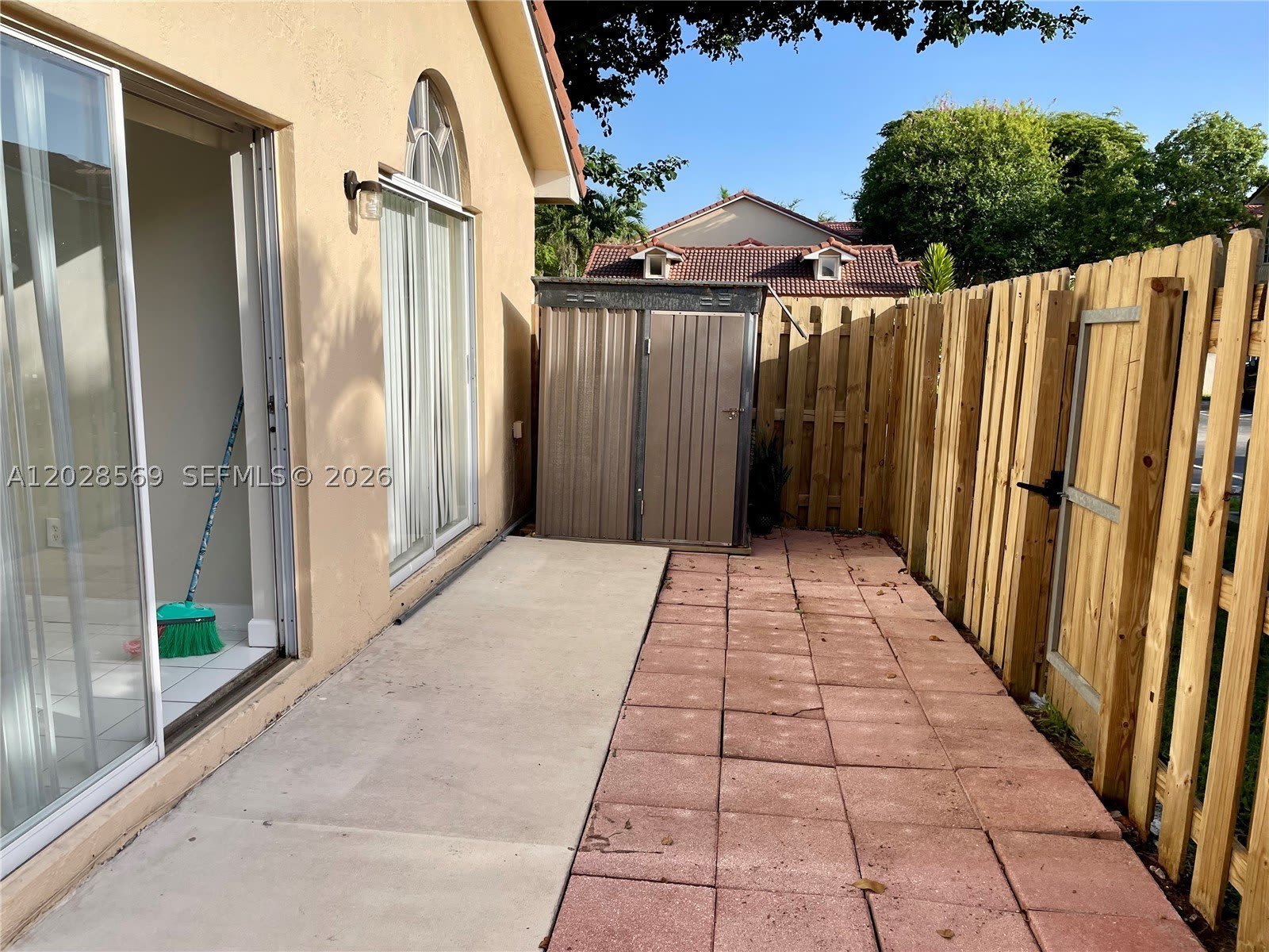 11050 SW 152nd Ct – photo 1 of 9