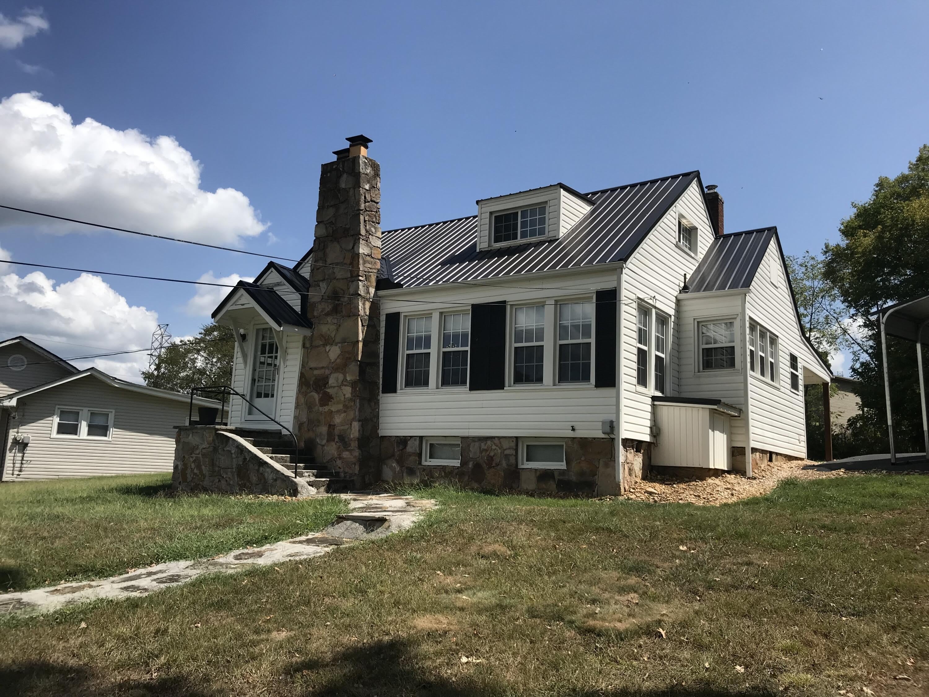 1108 Ashmore Avenue – photo 1 of 17
