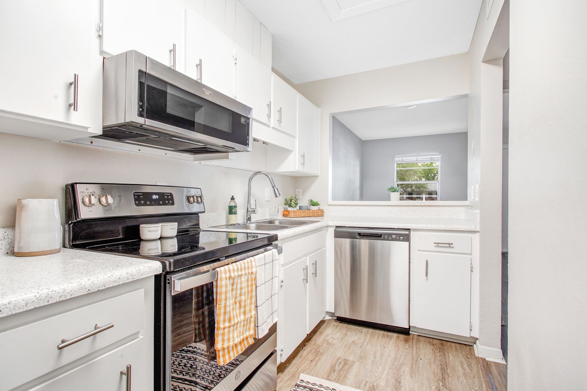 The Henry Apartments – photo 1