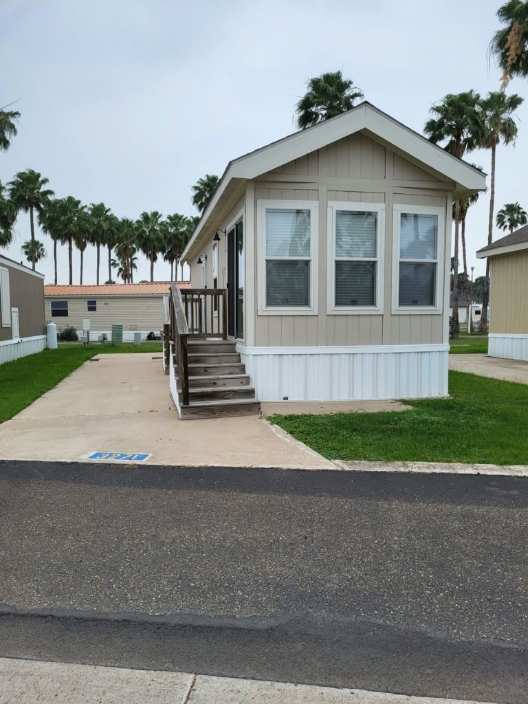 602 N Victoria Road Rv3271 – photo 1 of 4