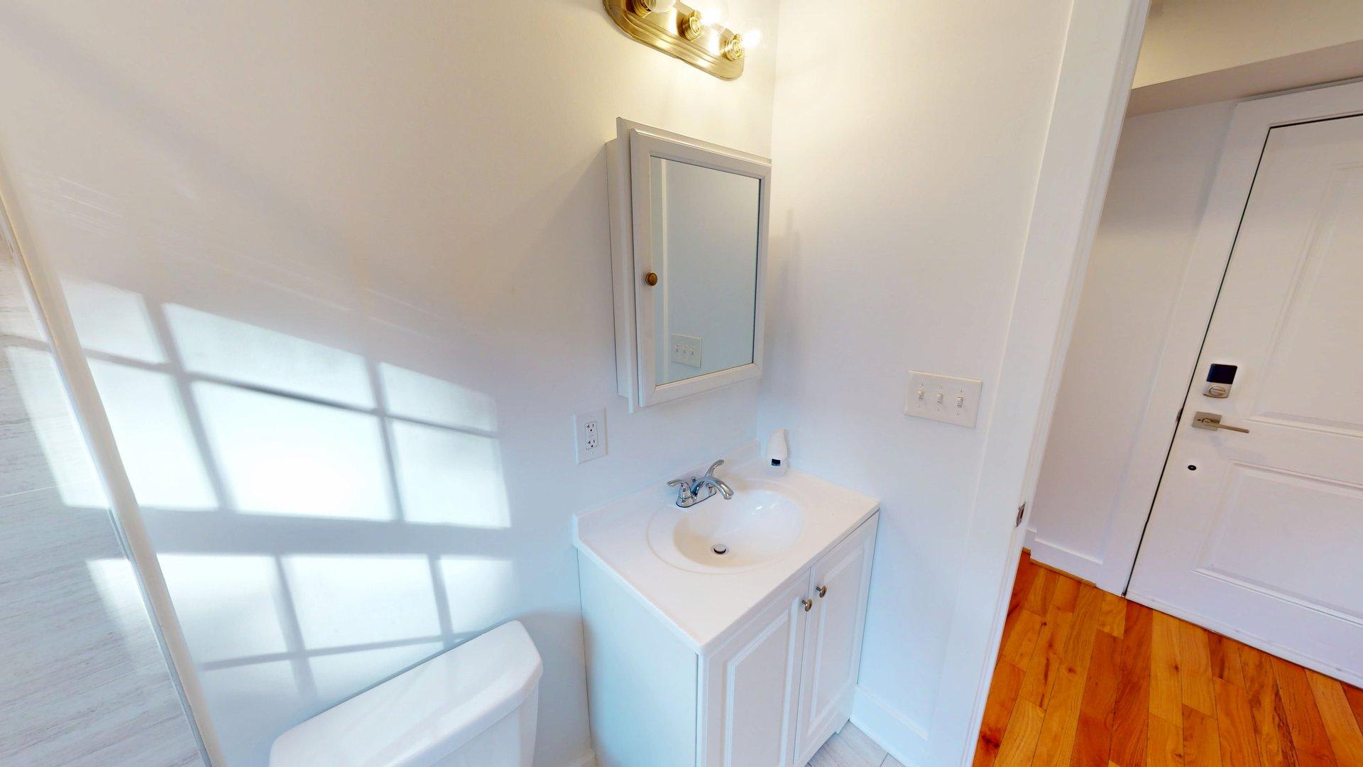 4255 Eads St Ne – photo 1