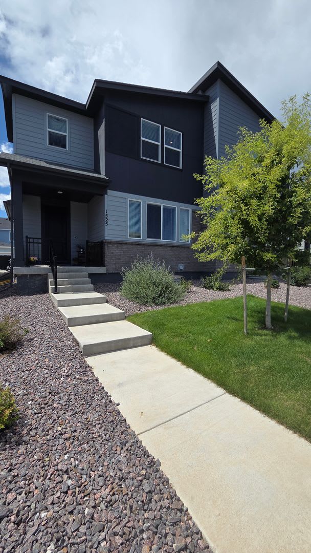 Spacious 4-Bedroom 3.5 Bath Home with Finished Basement & 2-Car Garage – photo 1