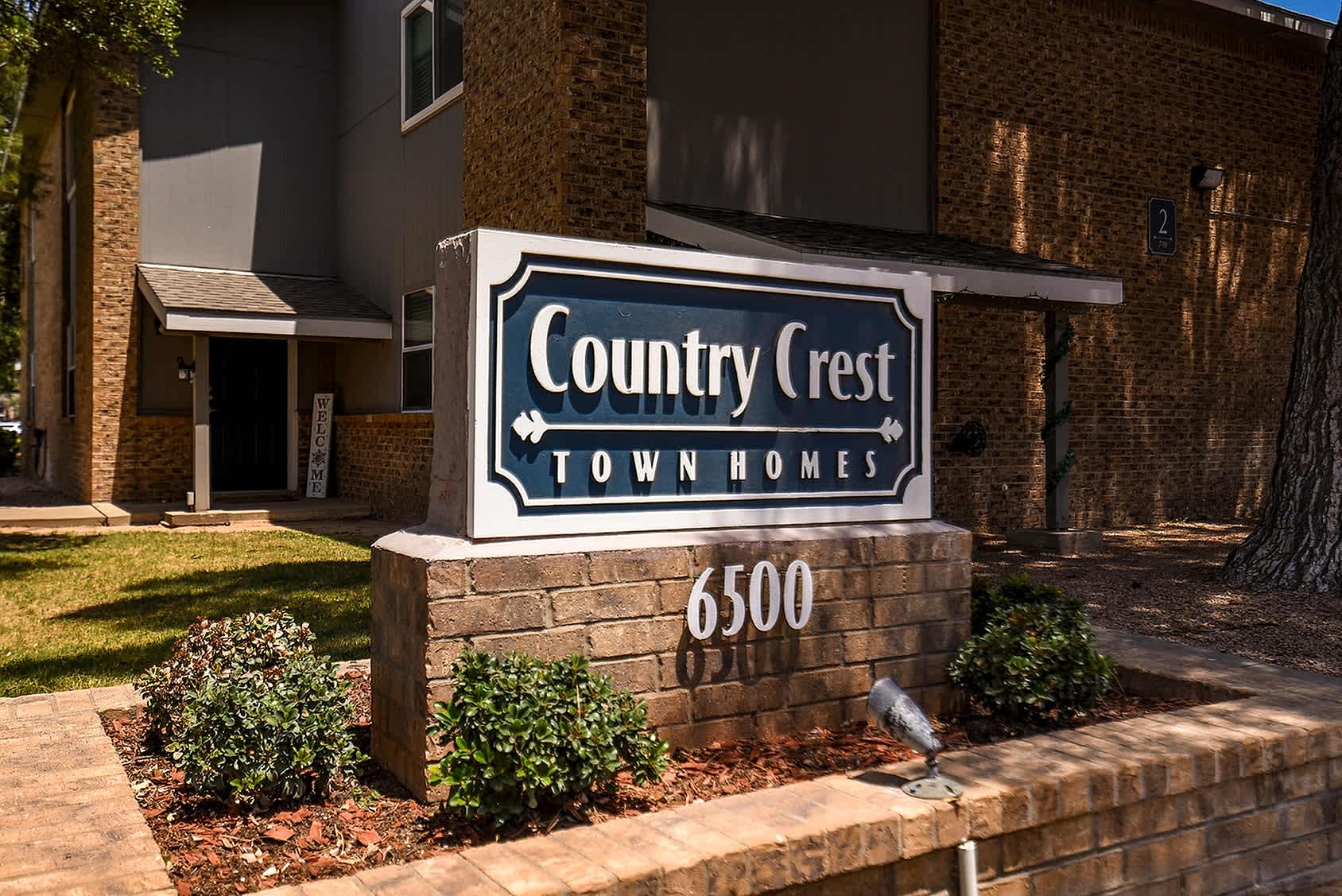 Country Crest Townhomes – photo 1