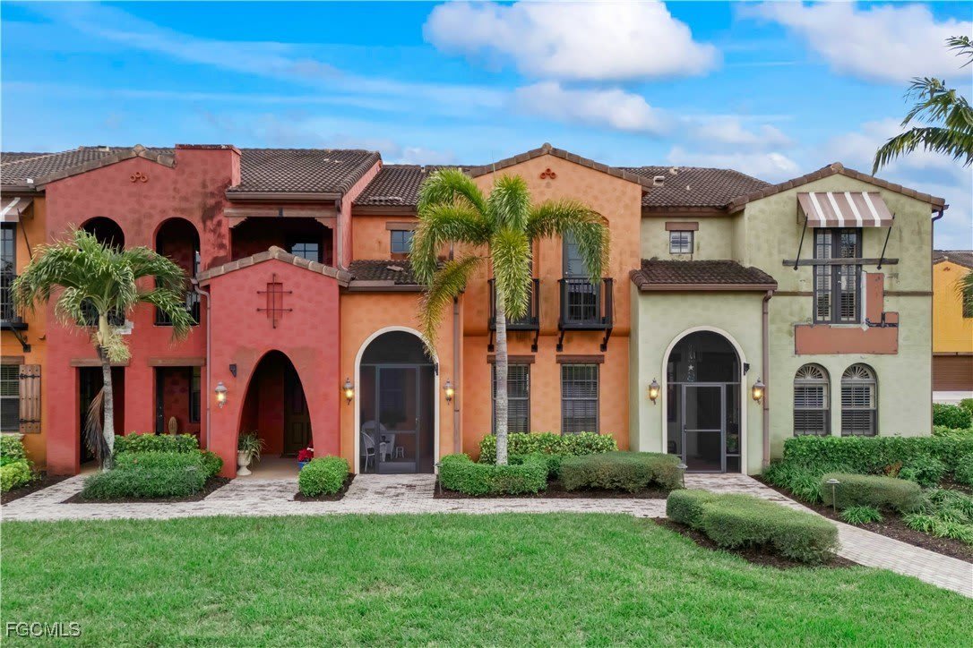 11908 Izarra Way – photo 1
