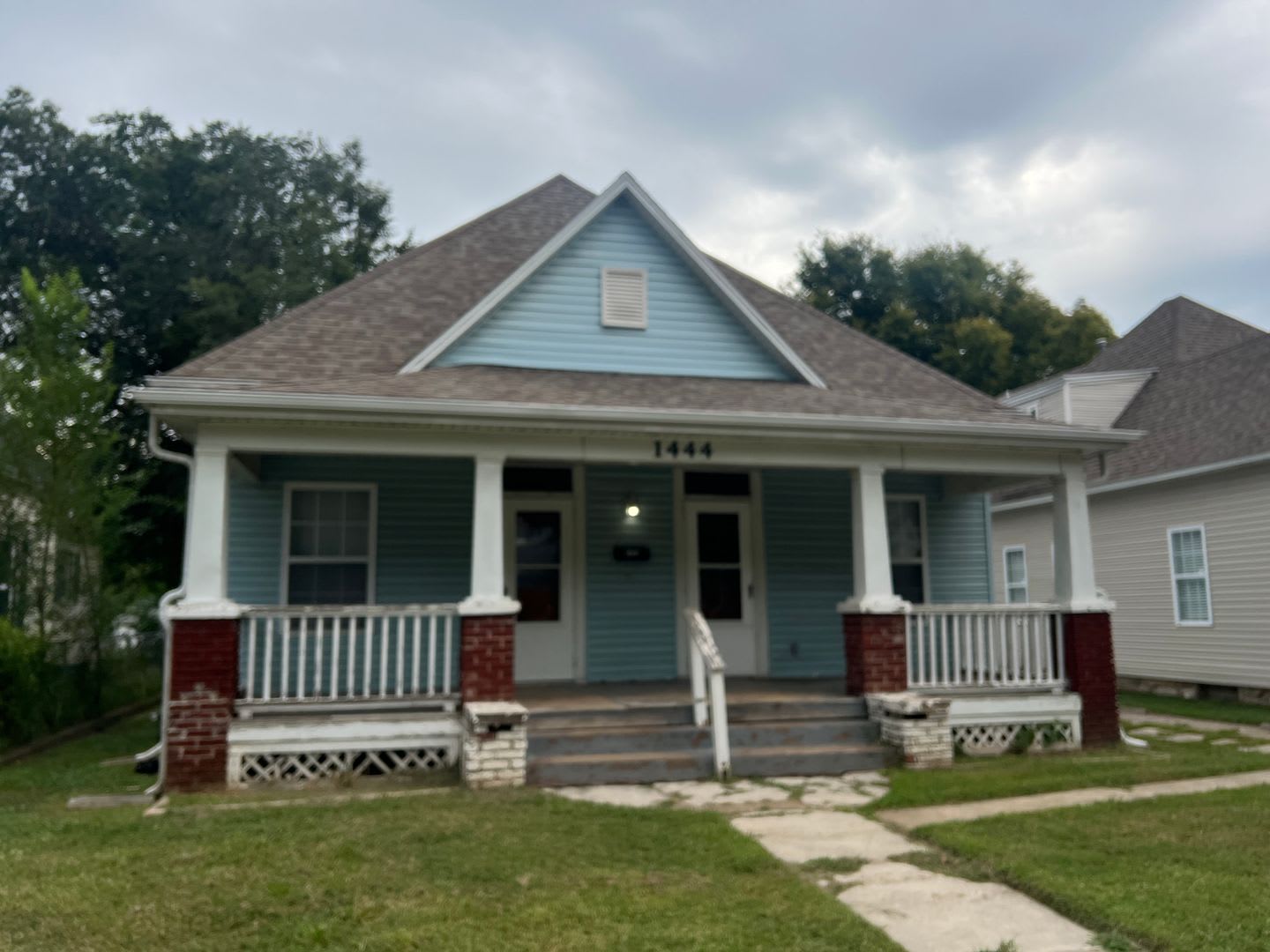 North Springfield 3 Bed / 1 Bath Available! – photo 1