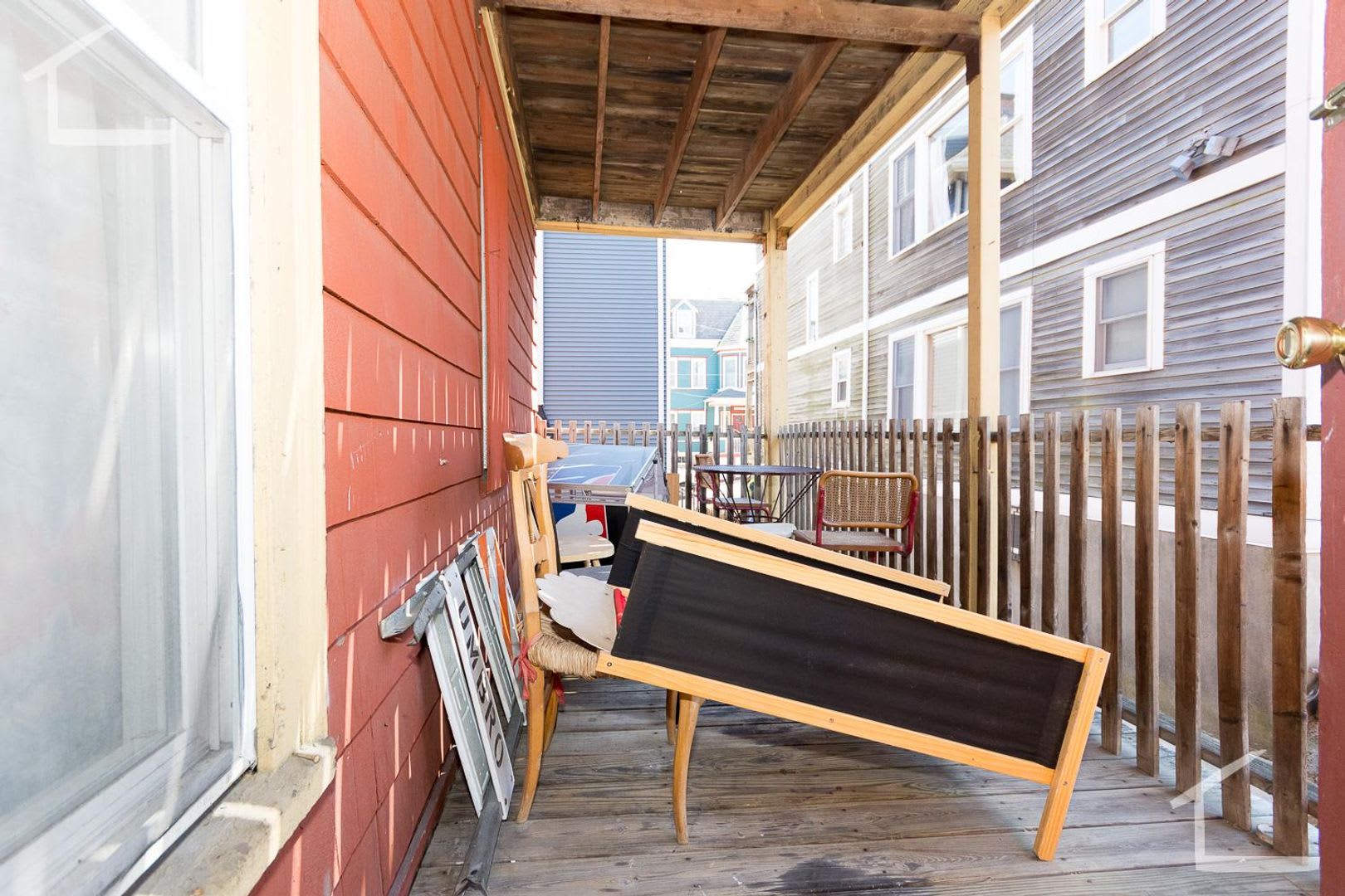 Perfect 3 Bed Right on Mission Hill 9/1/26 – photo 1