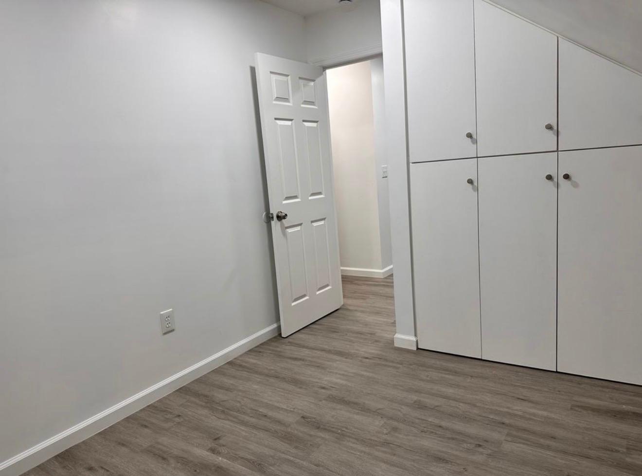 440 East 19th Street – photo 1