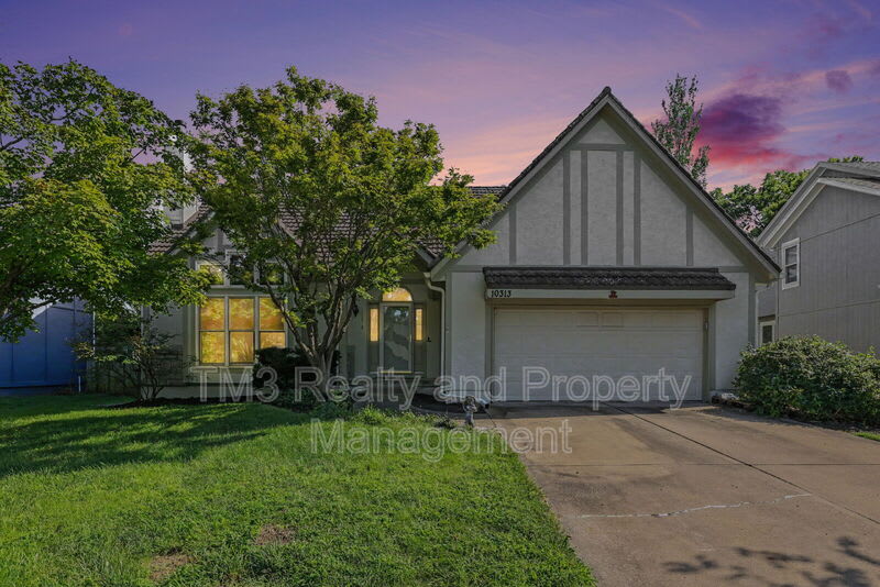 10313 West 131st Street – photo 1