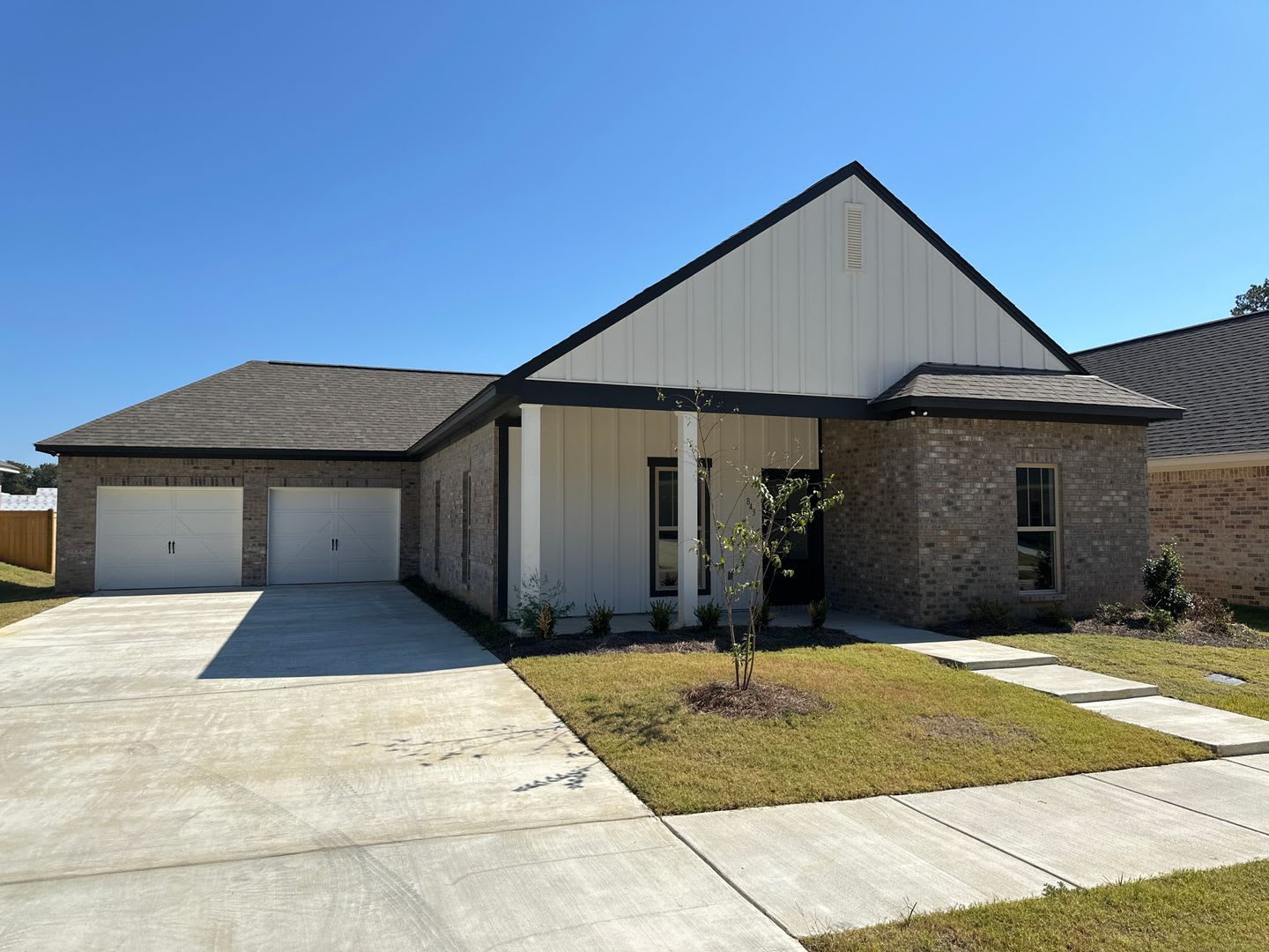 843 Long Leaf Circle Brandon, MS – photo 1 of 29