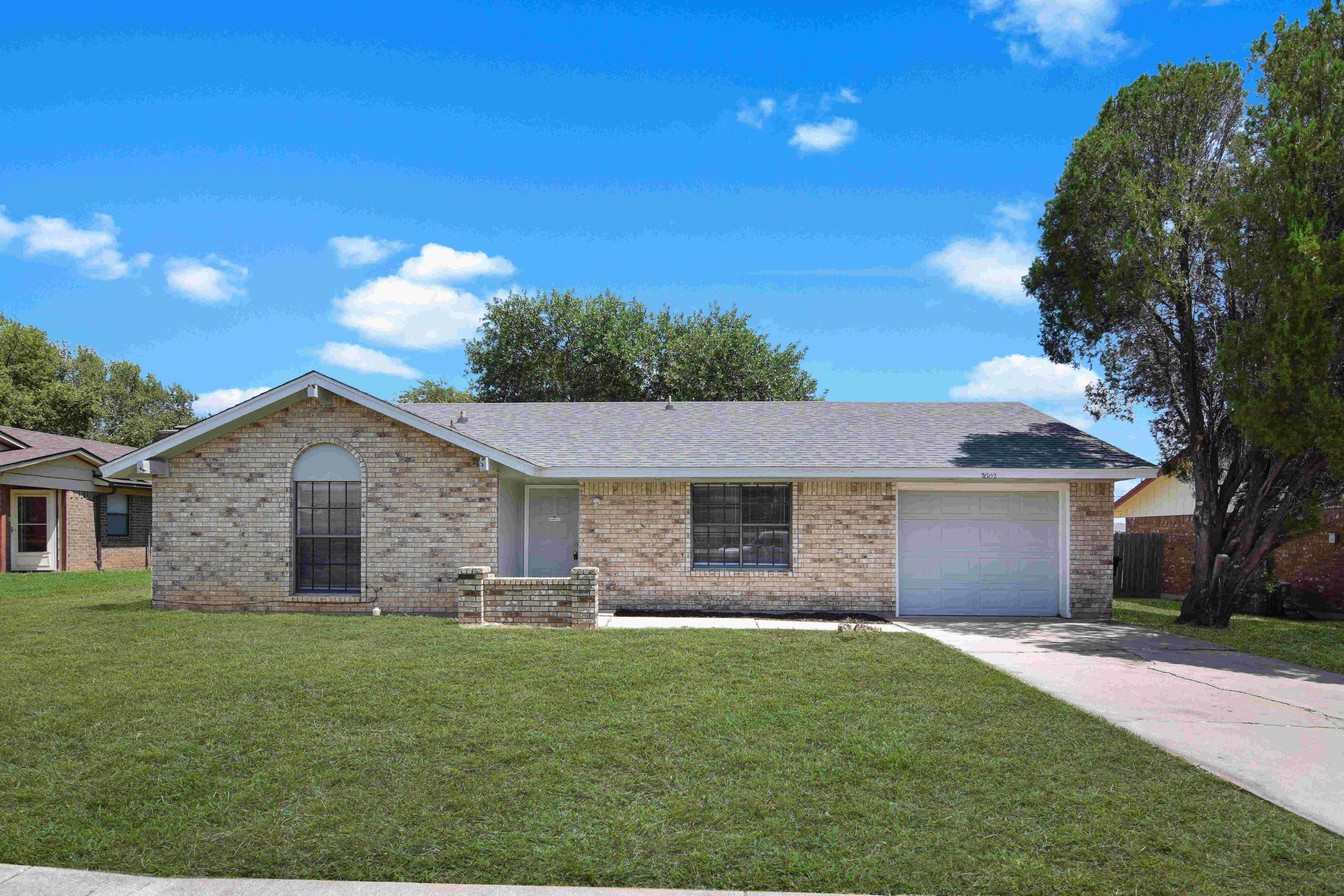 2002 Dusk Dr – photo 1