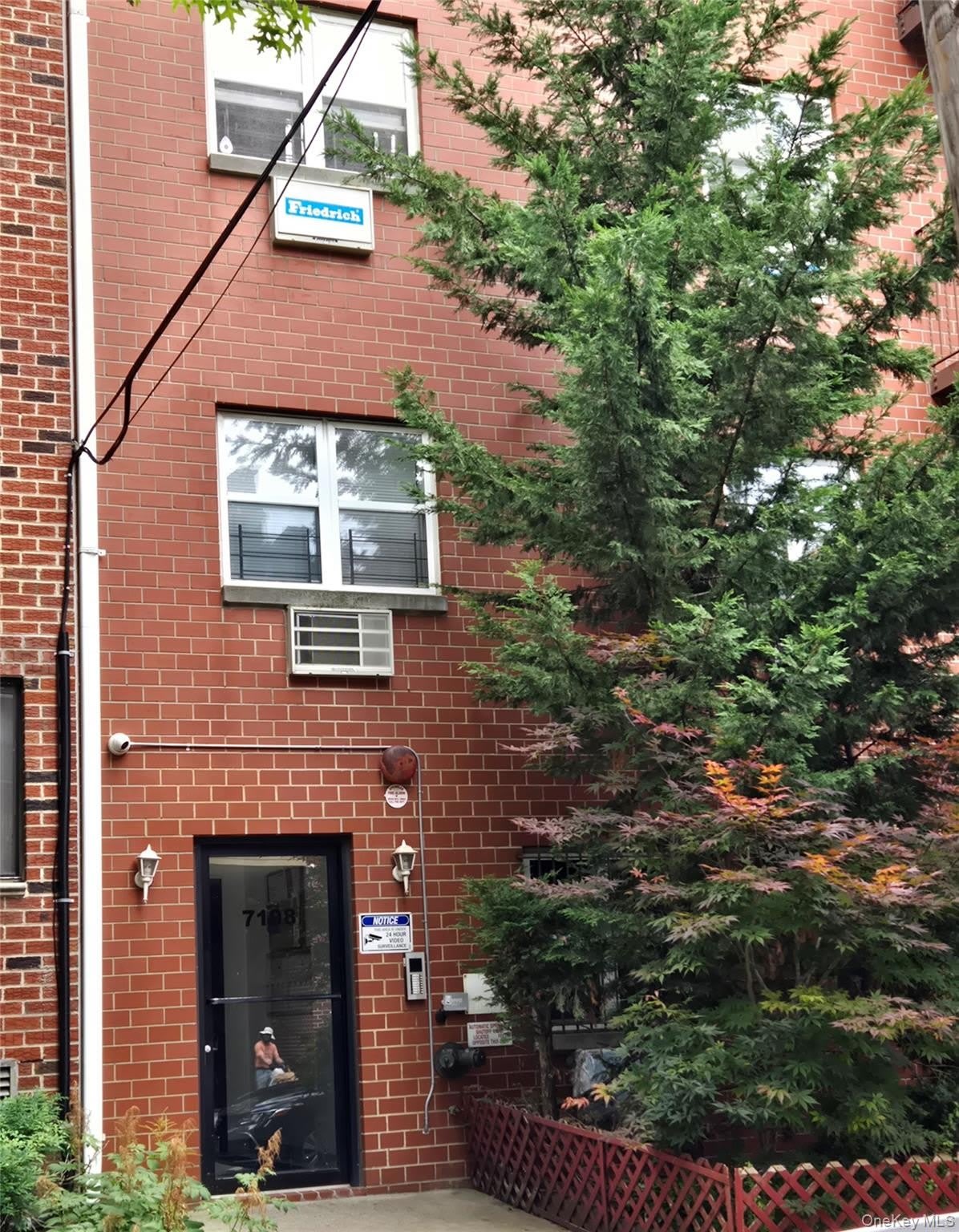 71-08 162 Street – photo 1