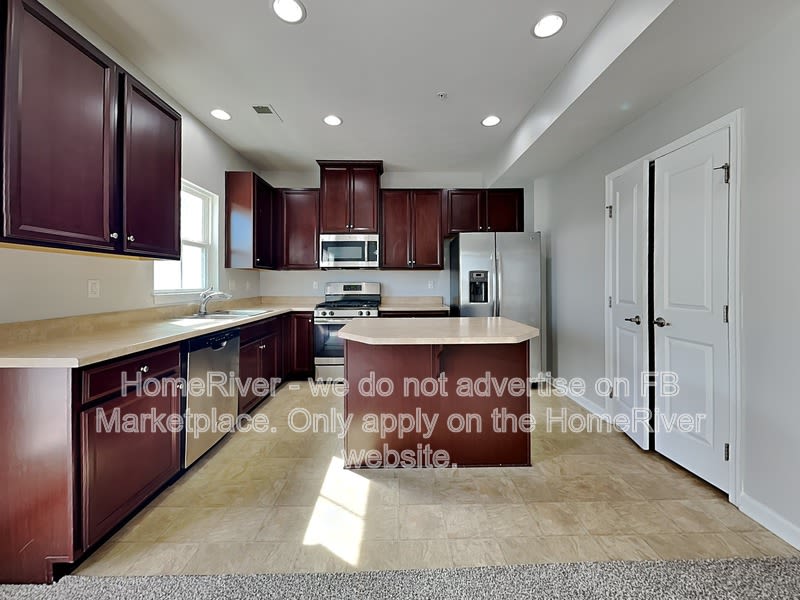 311 Cross Creek Dr – photo 1 of 26
