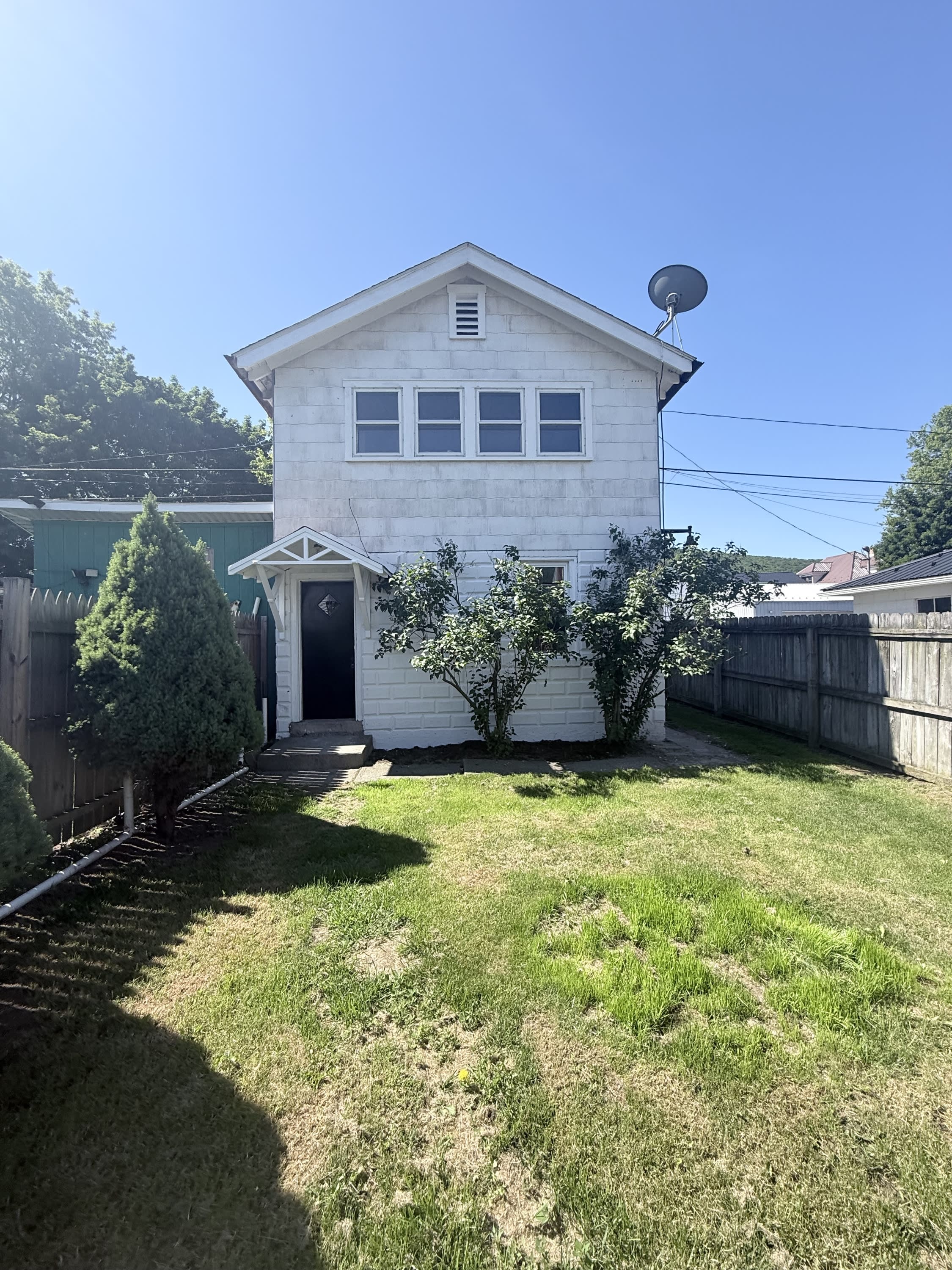 526 North 2Nd Street Rear – photo 1 of 9