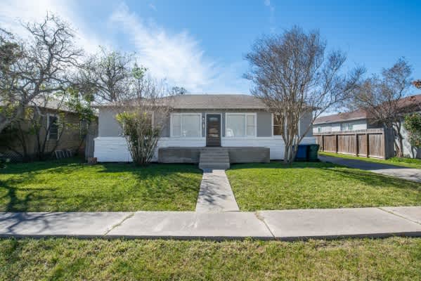 3223 Topeka St – photo 1