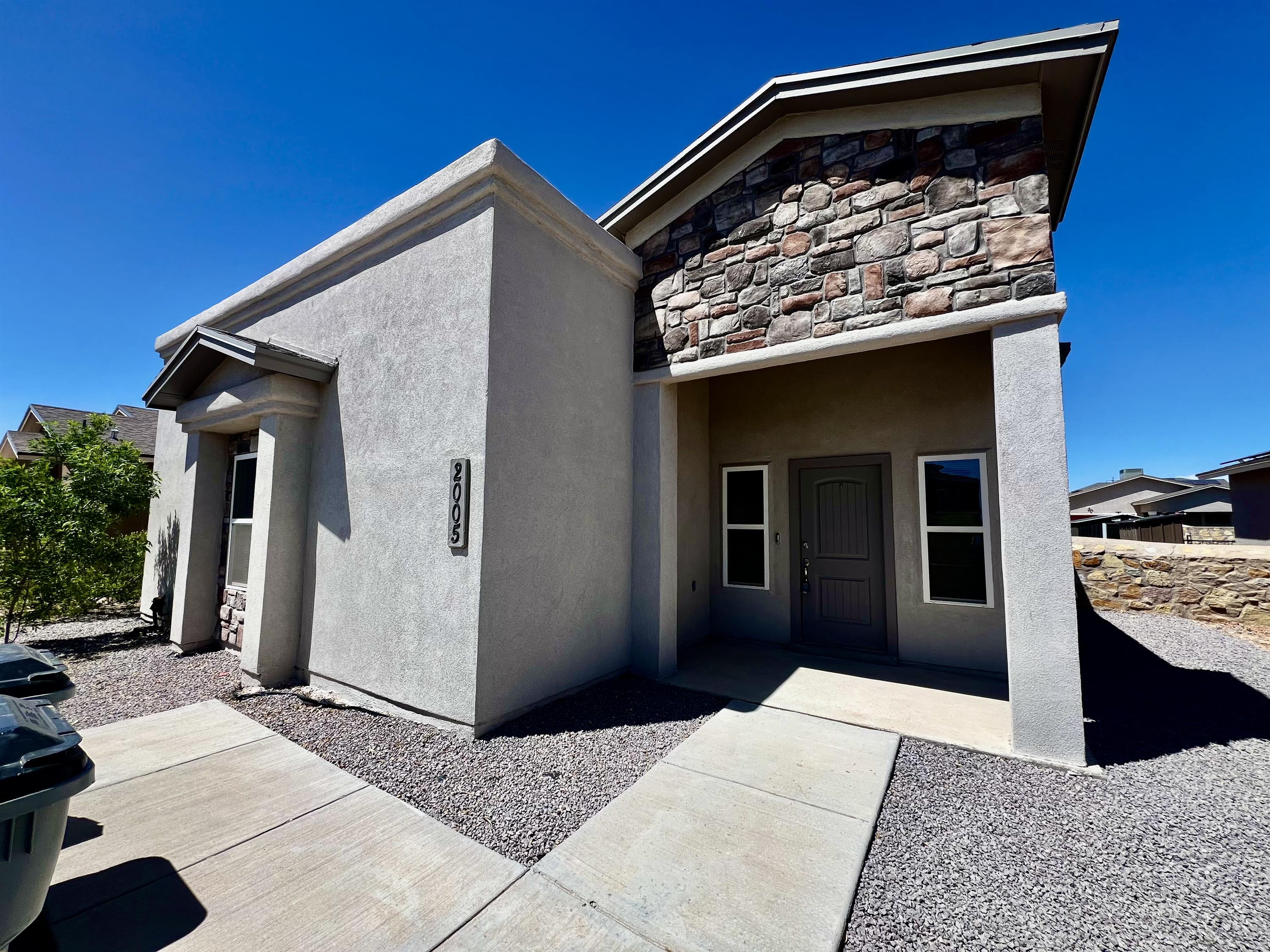 2005 Tim Foster Street – photo 1